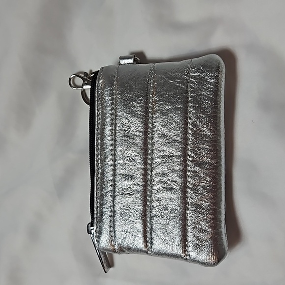 BARI LYNN SILVER PUFFER CASE-KEY HOLDER - Picture 2 of 7